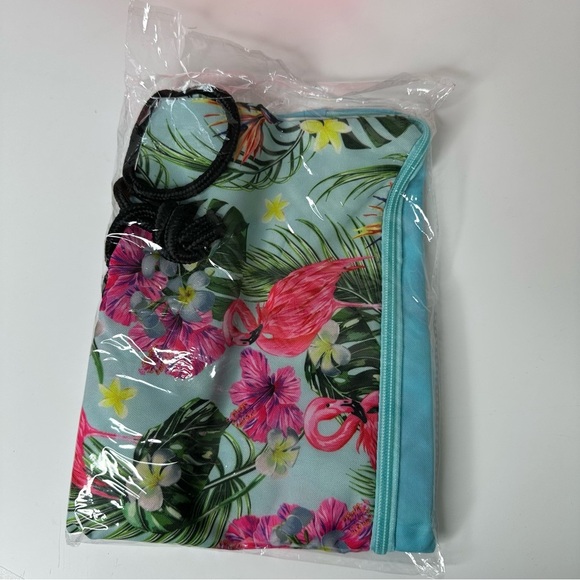 Miss to Mrs honeymooners subscription box - Picture 13 of 13